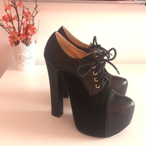 Platform lace-up booties