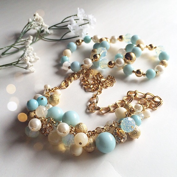 Jewelry - Jewelry set.