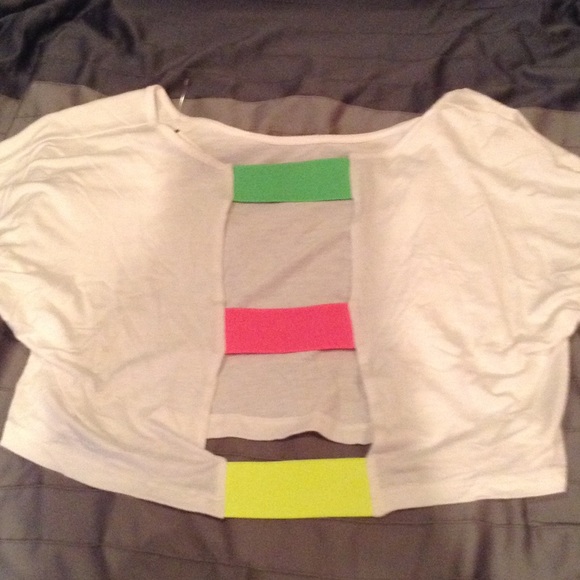 Cut-out crop top