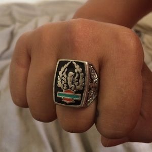 Ring