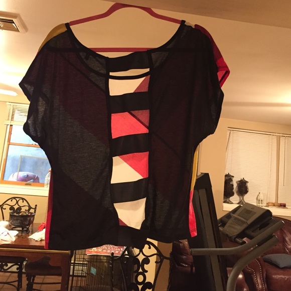 Top - Picture 2 of 2