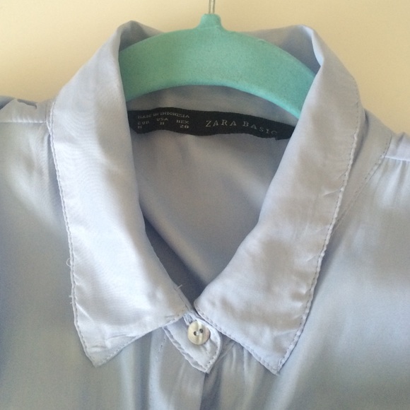 Baby blue Zara shirt - Picture 2 of 4