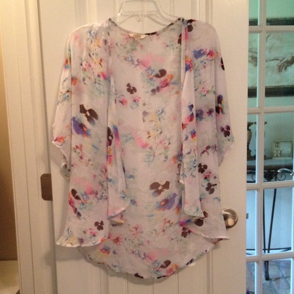White and pink floral chiffon kimono.