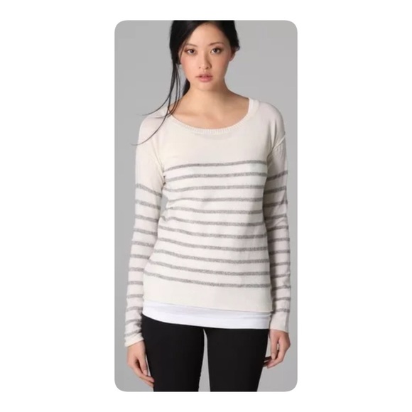 Vince Sweaters - Vince striped sweater xs