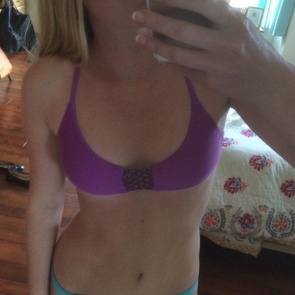 Posh pua top in purple! - Picture 3 of 3