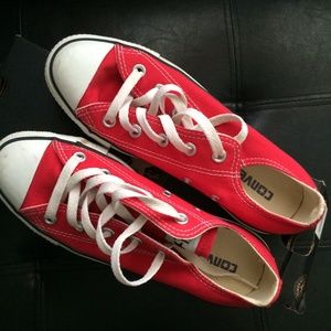 Red converse