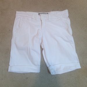 Abercrombie & Fitch White Shorts Size 2