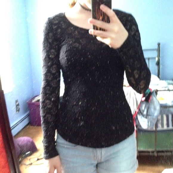 stretchy lace shirt