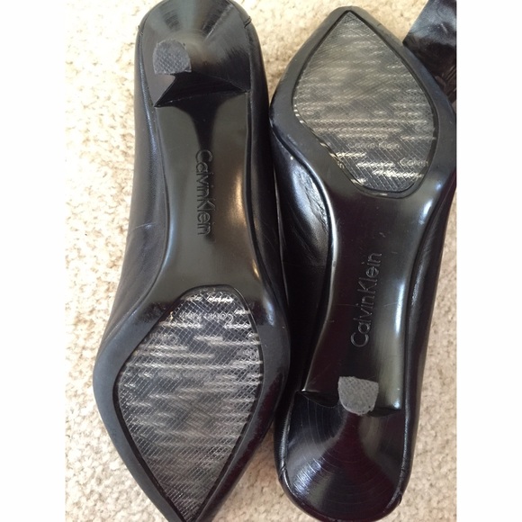 Calvin Klein pumps