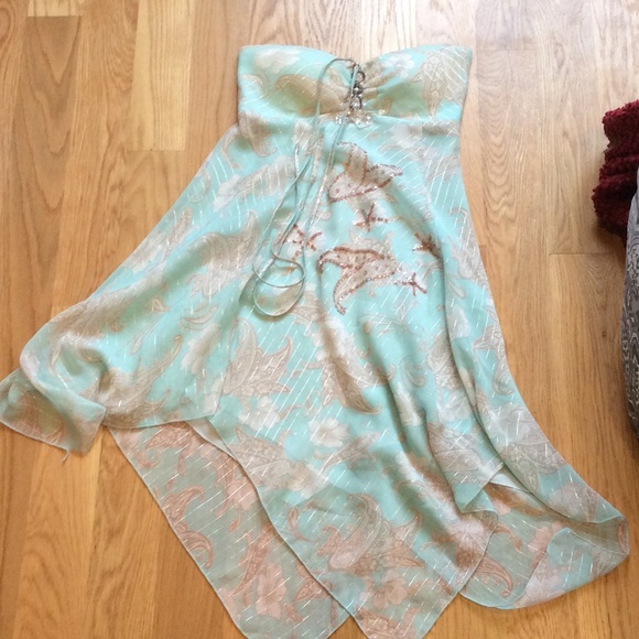 Sea foam dress with sequin detailing - Picture 1 of 2