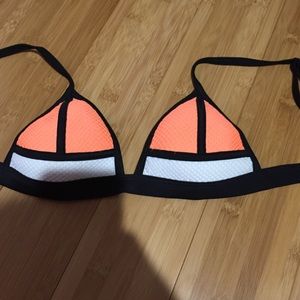 AUTHENTIC triangl bambi top!! nwot