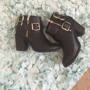 Black and gold Booties