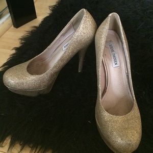 Steve Madden Gold Sparkle Heels 8.5