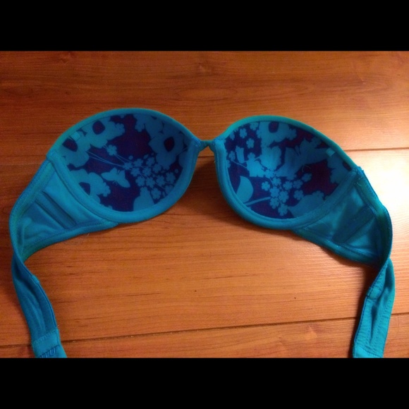 Strapless - Picture 2 of 2
