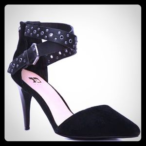 Joe's Jeans "Betty" ankle strap pump NEW