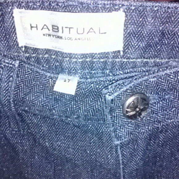 **Authentic Habitual Jeans** - Picture 2 of 4