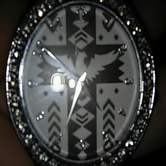 Watch - Picture 3 of 3