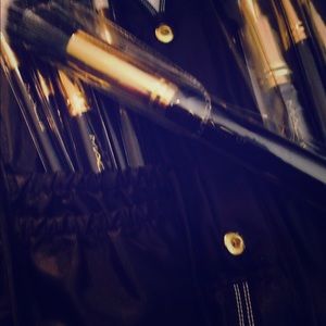 MAC brush set with bag-SOLD