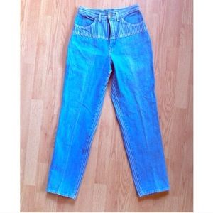 vintage 90s high waisted mom jeans