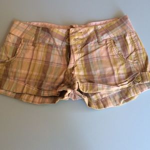 Jezebell cotton, plaid shorts in green and blue