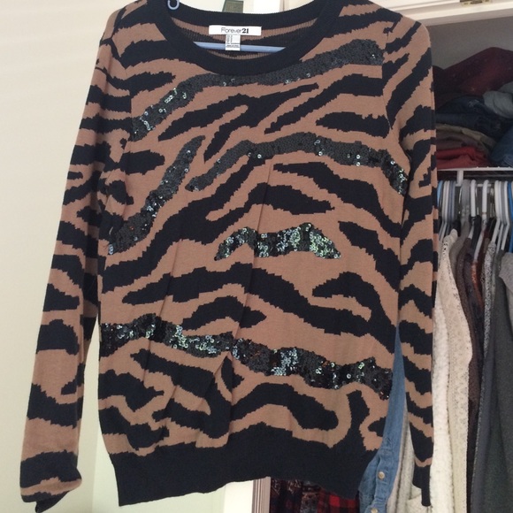Navy blue and beige tiger stripe sweater