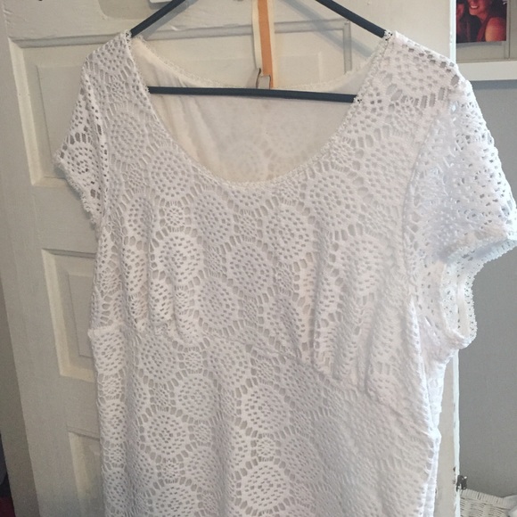 White patterned short sleeve dress