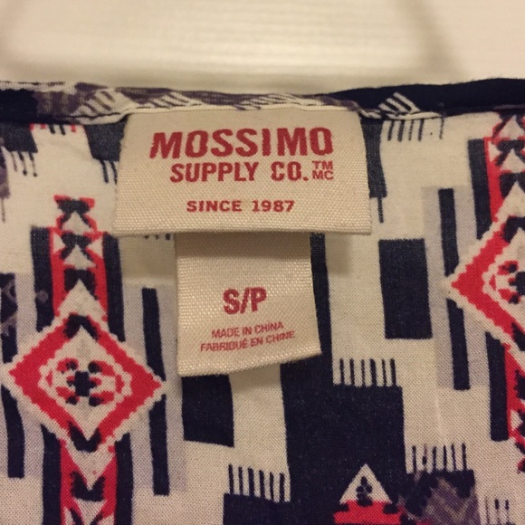 Mossimo Top👚 - Picture 2 of 2