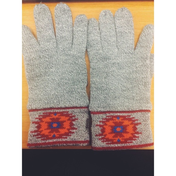 OBEY Tribal gloves