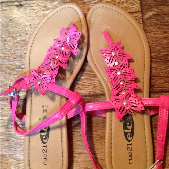 Pink Rue 21 sandals