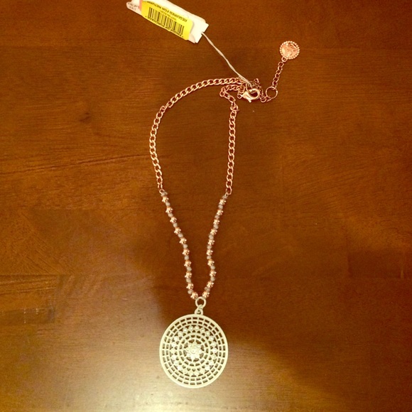 Adorable Jessica Simpson Necklace💎