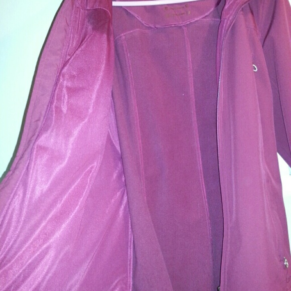 Coat - Picture 4 of 4