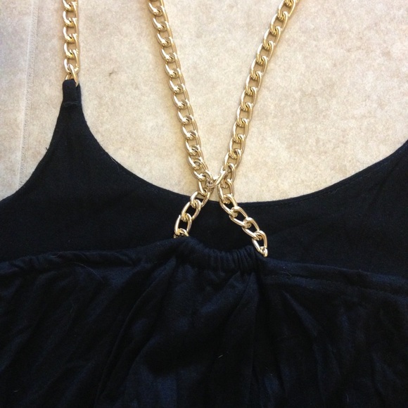 Chain Strap Top - Picture 3 of 3