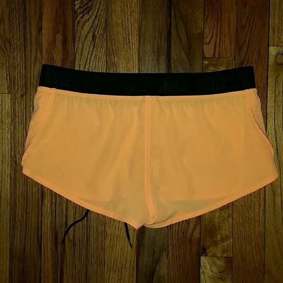 Nike Orange and Black Shorts Size Small - NWT - Picture 2 of 4