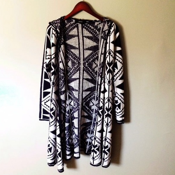 Forever 21 Aztec cardigan