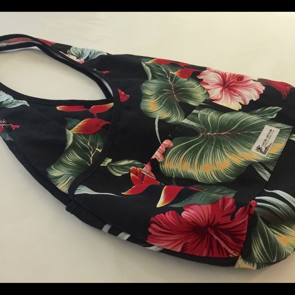 ❌ SOLD-Hawaiian "Local Design" Floral Print Bag❌ - Picture 4 of 4