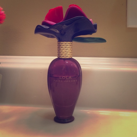 Lola by Marc Jacobs