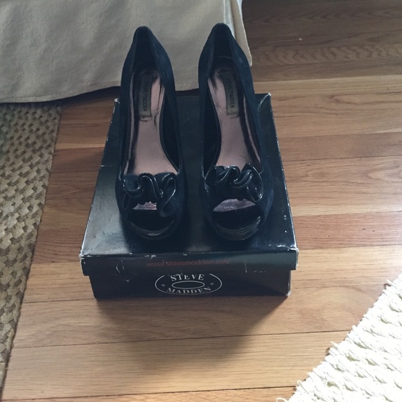 Black suede heels