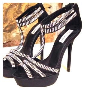 Steve Madden Showstopper heels