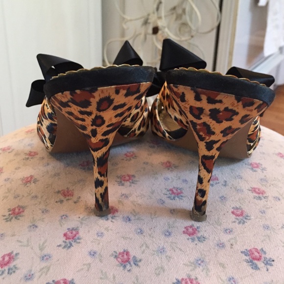 Hale Bob Leopard Mules. - Picture 2 of 4