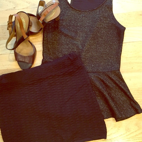 NWOT 344 Tight ruched high waisted black skirt