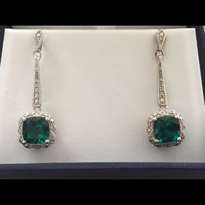 Zale's vintage style green sapphire earrings, NWT.