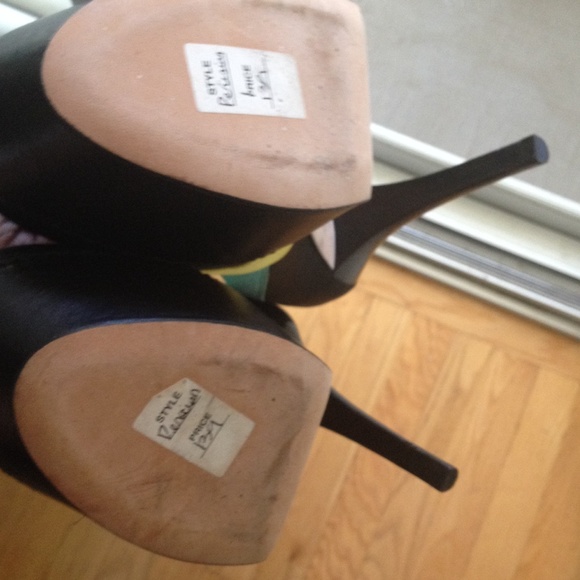 NWT BEBE retro vintage pump MARNI LOOK ALIKES - Picture 3 of 4