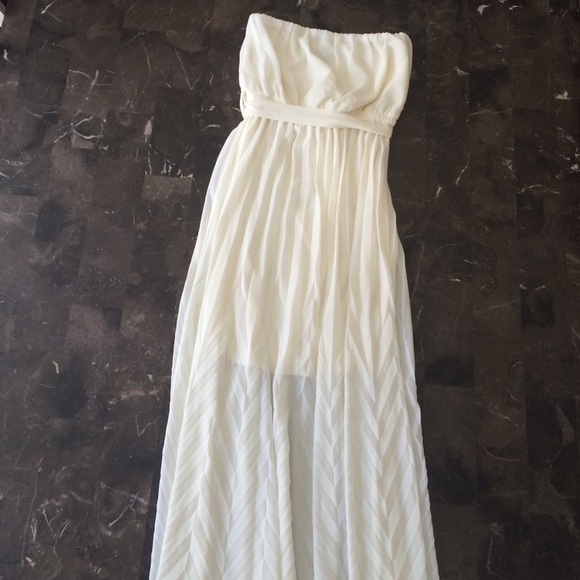 LuLu's White Maxi Dress