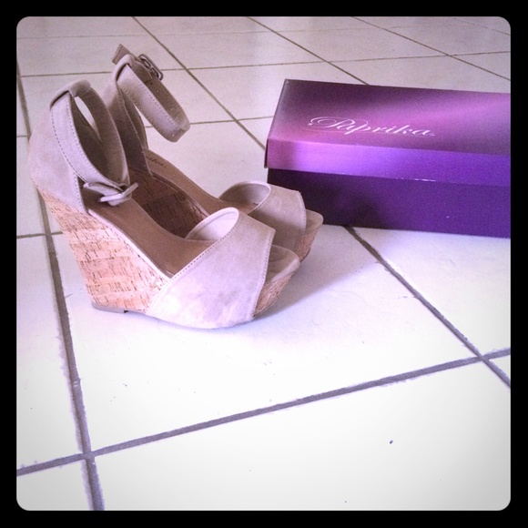 Paprika Shoes - ‼️SALE‼️Paprika Oatmeal Open Toe Wedge Heels