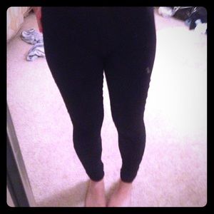 🚫SOLD ON MERCARI 🚫BEBE black leggings.