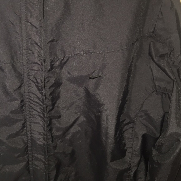 ❌SOLD❌ Nike windbreaker - Picture 2 of 3