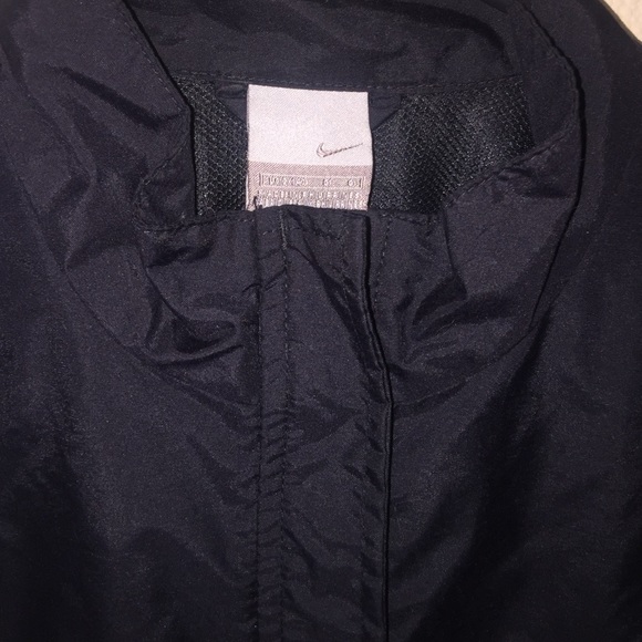 ❌SOLD❌ Nike windbreaker - Picture 3 of 3