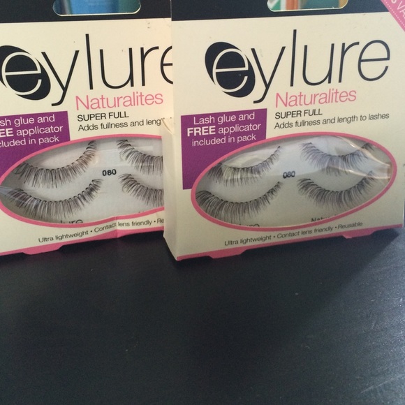 Naturalites strip lashes