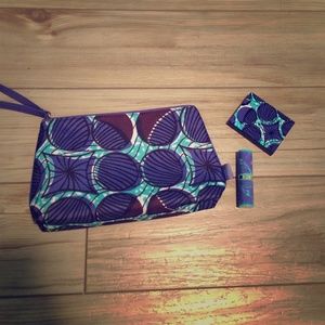 Sleek Estée Lauder makeup kit