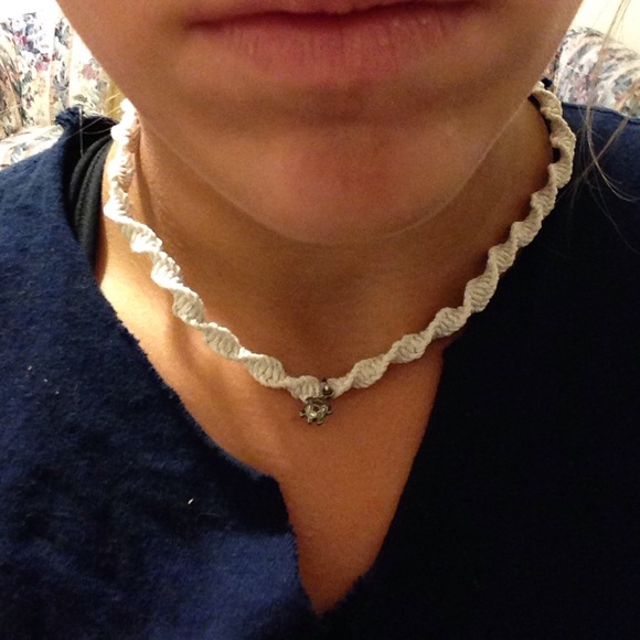 Hemp necklace with small turtle charm